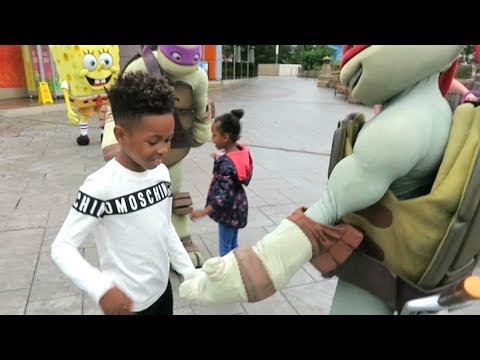 Lorenzo's New Best Friends! | Our Family trip to Blackpool Lorenzo's New Best Friends! | Our Family trip to Blackpool