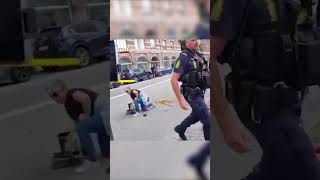 Danimarka'da Kur'an Yakmak İsteyen Provokatöre Polis Desteği #shorts