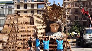 Fallas 2021 - La Ofrenda - The Flower Offering / Falleras \u0026 Falleros Wearing Masks