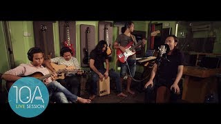 Rock of Ages - အတ္တနဲ့ချည်တဲ့ကြိုး (10A Live Session)