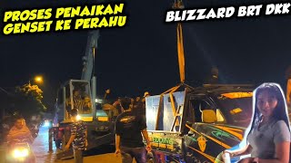 PROSES PENAIKAN GENSET KE PERAHU BLIZZARD AUDIO BRT DKK DI NYADRAN BALONGDOWO