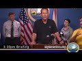 'Translator' makes gibberish hand signals during Irma warnings