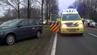 Auto schept fietser in Echt