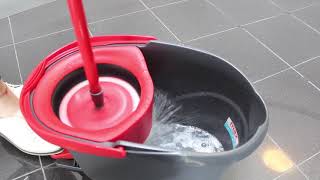 How to use Vileda Easy Wring & Clean Spin Mop