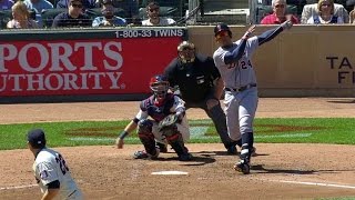 DET@MIN: Miggy swats a solo home run to center field