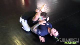 Technique - Eddie Bravo - Armbar From Rubber Guard  - JiuJitsuMania