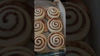 ✨Bake some sourdough cinnamon rolls with me!✨ Comment, like \u0026 subscribe for more deliciousness! 💕