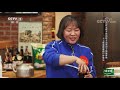 《回家吃饭》 白菜虾干汤面增鲜提味 鱼干焖五花肉鲜香浓郁 20181204 cctv美食