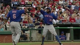 NYM@PHI: Wright singles in Young in the fourth