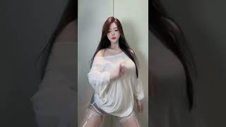 Asian Beauties Dancing 202412210011 美女热舞 模特 高颜值 身材火辣 劲舞 时尚 #shorts #beauty #tiktok #asia #model