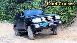 The 15-year-old V8 Land Cruiser climbs! It is much easier than the new Prado！AMAZING!!!