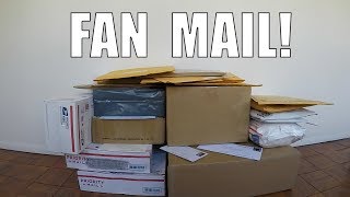 UNBOXING FAN MAIL! Mail Day Vlog April!