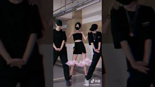 [抖音Douyin|TikTok China] 唱姐最近像个女生一样[泪奔]🤤