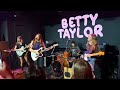 betty taylor stallin live @wonderland