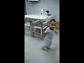 ２歳のタイ少年の挨拶　　サワディーカップ met 2 years old cute boy at thai hotel.