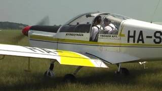 Zlin 142 startup and taxi