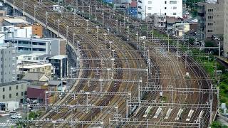 【どっちが早いか競争】名古屋駅に到着する東海道新幹線N700系と在来線 2017.6.17