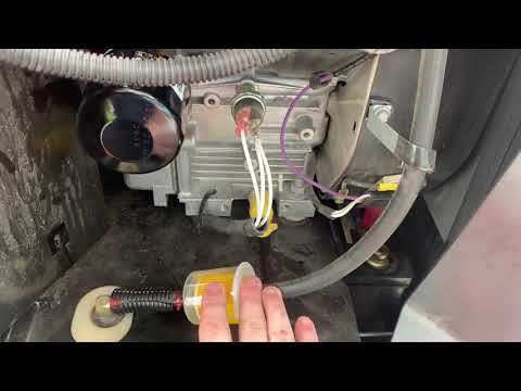 What kind of oil does a Lincoln welder use?