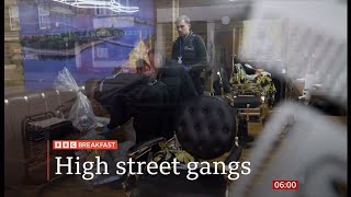 Police raid barbers and vape shops suspected of being fronts for crime gangs (UK) 11/Apr/2025
