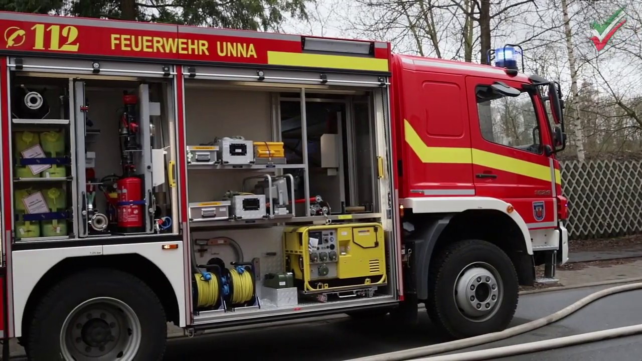 Feuerwehreinsatz Bei Großbrand In Unna Am 06.04.2018 - YouTube