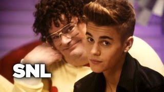 A Sexy Valentine's Day Message from Justin Bieber - SNL