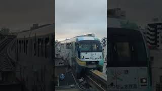 ゆいレール那覇空港行き安里駅到着  Okinawa Urban Monorail (Yui Rail) Train for Naha Airport arriving at Asato Station