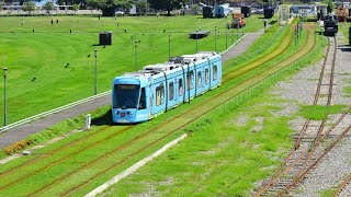 高雄捷運 輕軌 KLRT-14 貓貓蟲咖波彩繪列車  哈瑪星發車  高雄港號誌樓通過