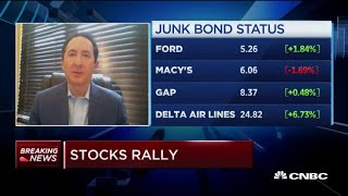 'Junkier' rated assets doing everything they can to get cash: Bleakley CIO
