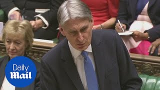 Philip Hammond announces changes to universal credit in Budget