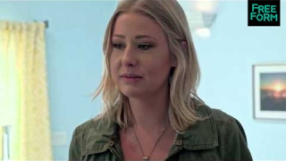 Monica the Medium 2x03 Sneak Peek: Monica Reads Kirsten | Freeform