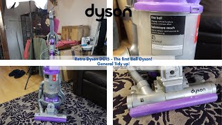 Servicing \u0026 Cleaning up on an old Dyson DC15!