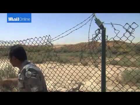 Two Saudi Guards Killed On Border With... - YouTube