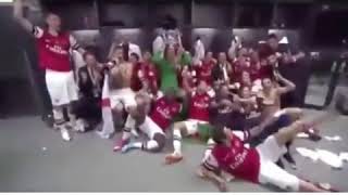 Arsenal Changing Room , After Tottenham Lost .