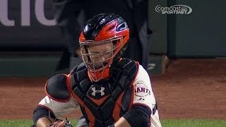 WSH@SF: Posey gets hit in mask by foul, stays in game