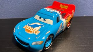 Disney Pixar Cars Transforming Lightning McQueen Unboxing \u0026 Review 2015 Mattel