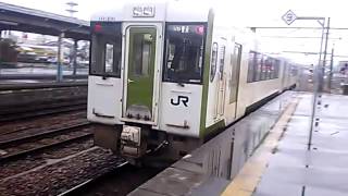 磐越西線キハ110系  新津駅発車