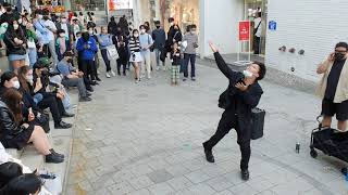 SATURDAY. HYUNJIN. DYNAMIC CAPTIVATING PERFORMANCE ON HONGDAE STREET.