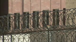 Jails release prisoners in U.S. as coronavirus threat mounts