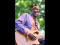 Oliver Mtukudzi - Mupfumi Ndiyani