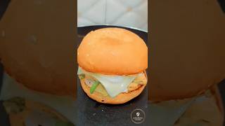 Juicy Chicken🐔 Burger🍔 | Egg-Chicken Burger | #burger #burgerking #chickenburger