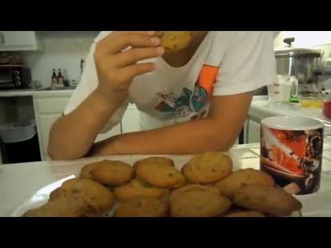 How to make Chocolate Chip Toffee Cookies How to make Chocolate Chip Toffee Cookies