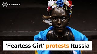 Wall Street's 'Fearless Girl' protests Russia