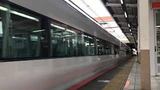 E353系特急三鷹駅通過