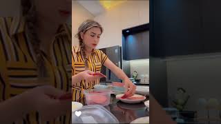 ريتشو و ننوش في المطبخ فقرة تحضير السحور 😋 طبخة ريتشو للسحور 😋 فرحته ريتشو قبلات ننوش 😍