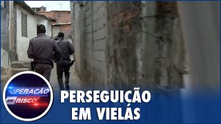 Suspeito tenta correr ao dar de cara com a polícia