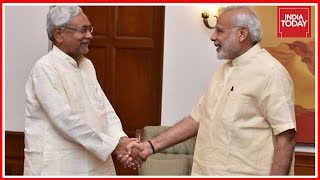 BJP Backs Nitish Kumar : End Of Grand Alliance In Bihar ? | Rajdeep Asks