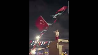 Türklerindir babası atatürk  türkler  bu video oyu beğendi