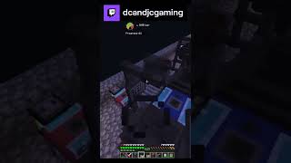 Nice tip on how to place Air grate tube modules from PneumaticCraft | dcandjcgaming on #Twitch