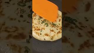 Cheese Kulcha 😋 #recipe #recipeshorts #cooking #kulcha