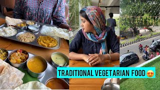 Authentic traditional veg  meals in namma chennai don’t miss it makkale 😍🔥